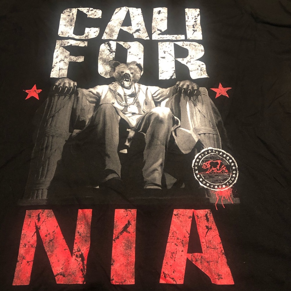 Cali tee - Picture 2 of 3